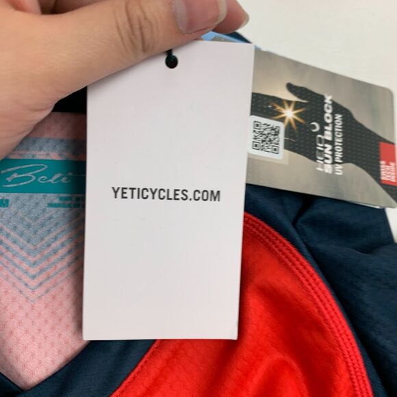 Yeti Beti Jersey Shirt Womens M Medium 3/4 Sleeves Raglan Sunblock Cycling Top - Picture 14 of 16